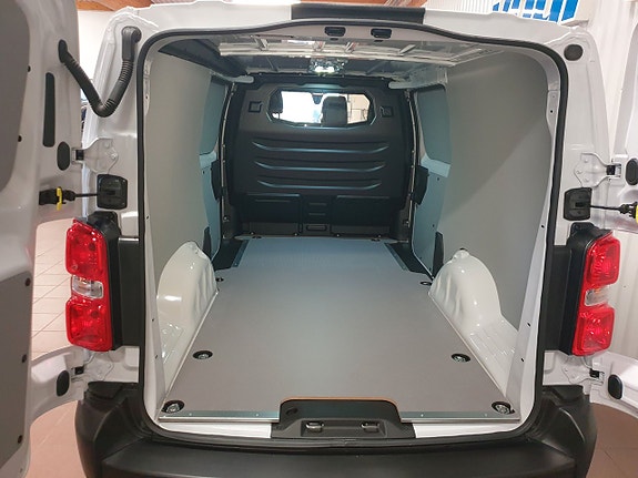 Citroen E-Jumpy 8 of 8