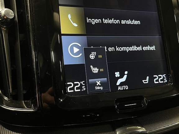 Volvo XC60 27 of 30