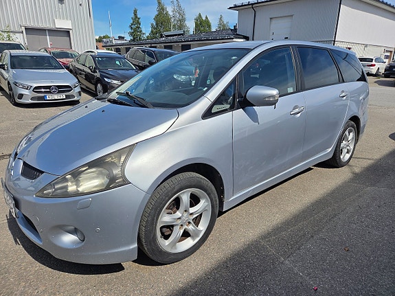 Mitsubishi Grandis 5 of 5