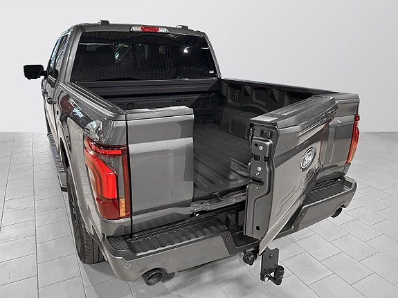 Ford F-150 6 of 30