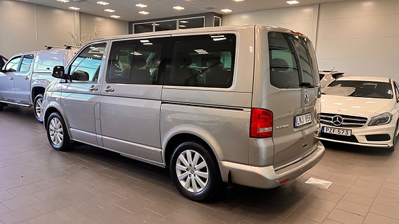 Volkswagen Multivan 5 of 5