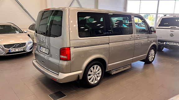 Volkswagen Multivan 4 of 5