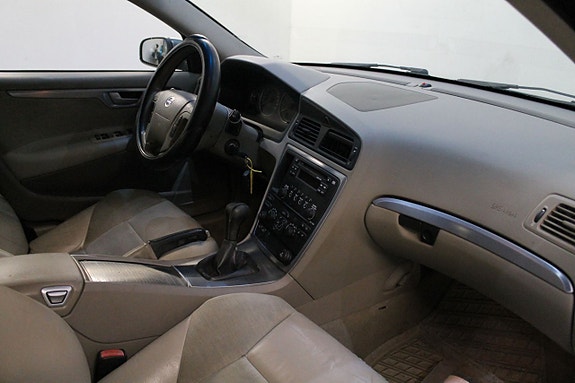 Volvo V70 9 of 9