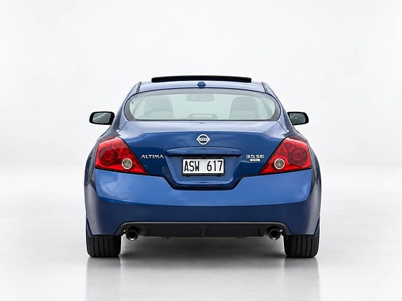 Nissan Altima 6 of 17