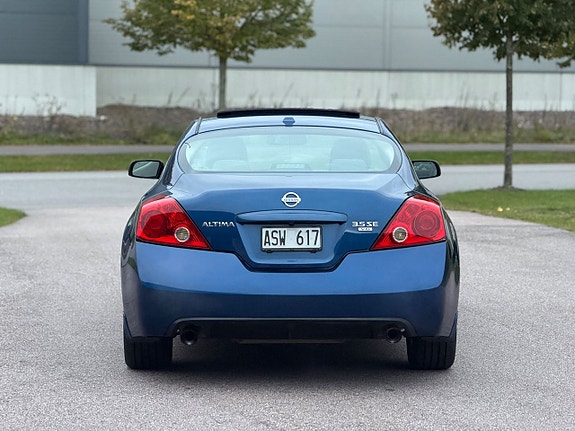 Nissan Altima 6 of 17
