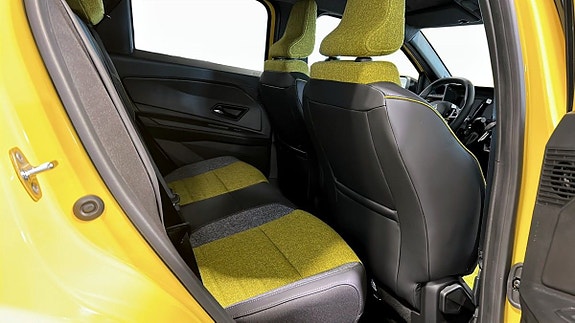 Renault 5 E-Tech 5 of 11