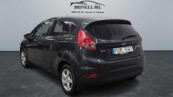 Ford Fiesta 2 of 7