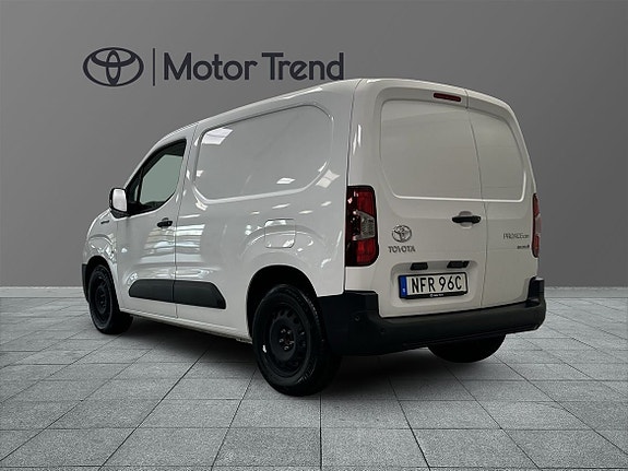 Toyota Proace City 2 of 5