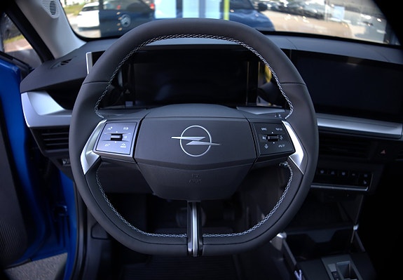 Opel Frontera 10 of 17