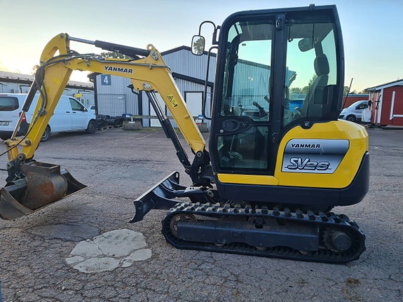 MINIGRÄVARE YANMAR SV 26 inkl. SNABBFÄSTE & 3st SKOPOR 2 of 9