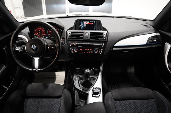 BMW 116i 9 of 20