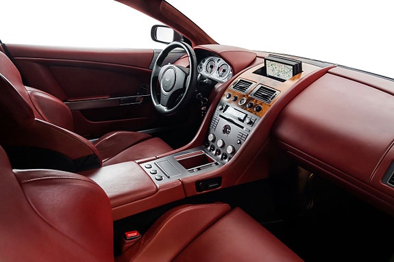 Aston Martin DB9 20 of 23