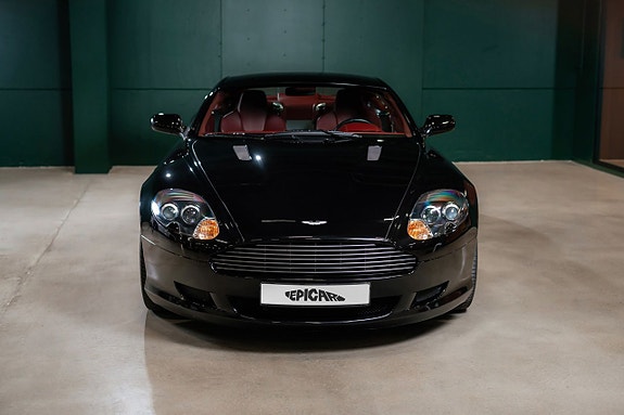 Aston Martin DB9 7 of 23