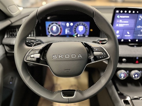 Skoda Superb 11 of 24