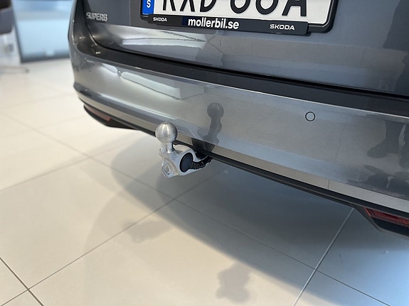 Skoda Superb 14 of 23