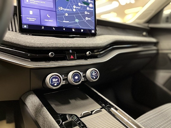 Skoda Superb 12 of 24