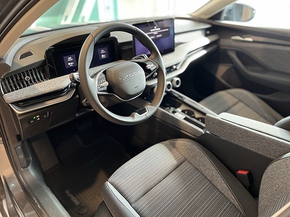 Skoda Superb 3 of 23