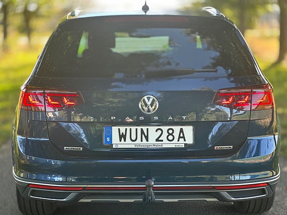 Volkswagen Passat Alltrack 6 of 30