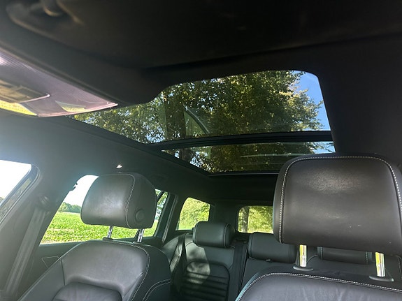Volkswagen Passat Alltrack 23 of 30