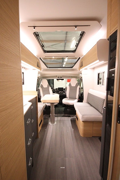 Adria Coral 60Y Edition 670 DL - Fiat HD 35L (140 hk) 19 of 22
