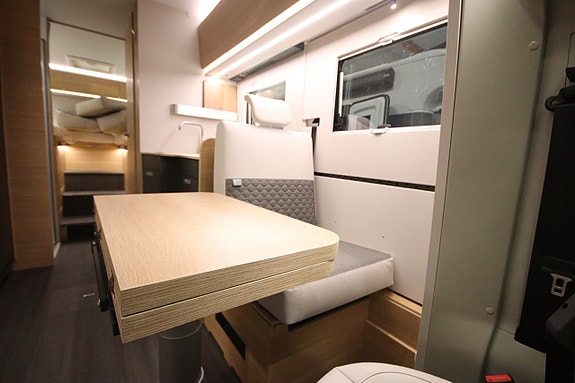 Adria Coral 60Y Edition 670 DL - Fiat HD 35L (140 hk) 12 of 22