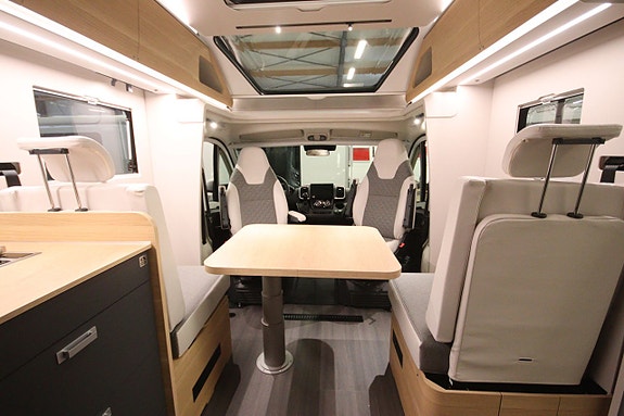 Adria Coral 60Y Edition 670 DL - Fiat HD 35L (140 hk) 10 of 22