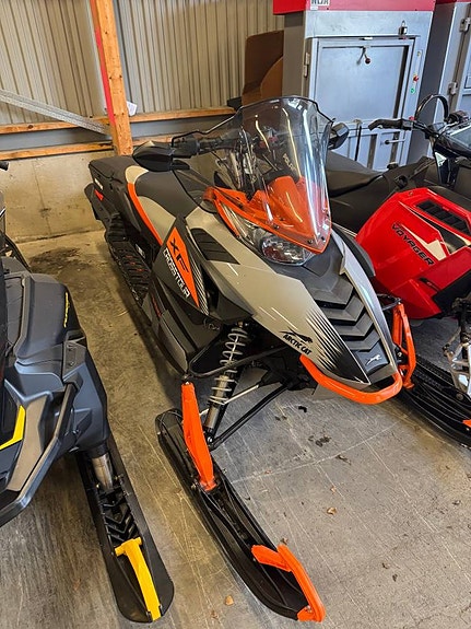 ARCTIC CAT XF 7000 CROSSTOUR