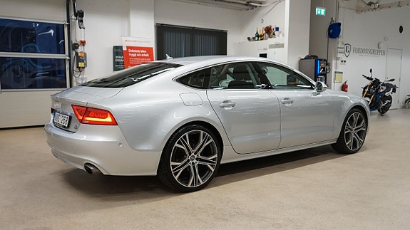 Audi A7 8 of 22