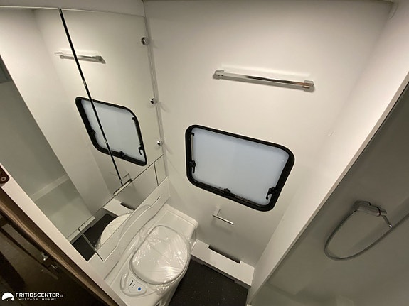 Adria ALTEA 552 PK 60Y "Barnkammare" 18 of 21