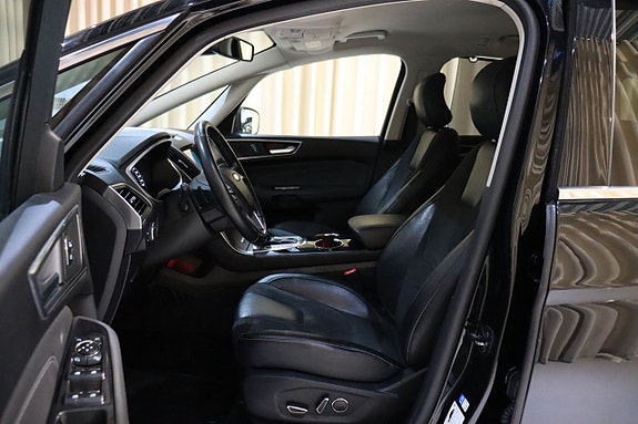 Ford S-MAX 14 of 27
