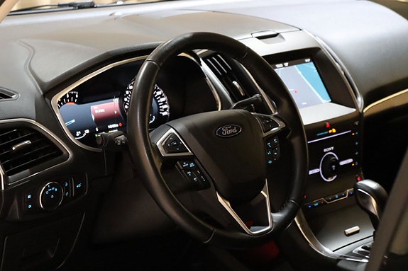 Ford S-MAX 16 of 27
