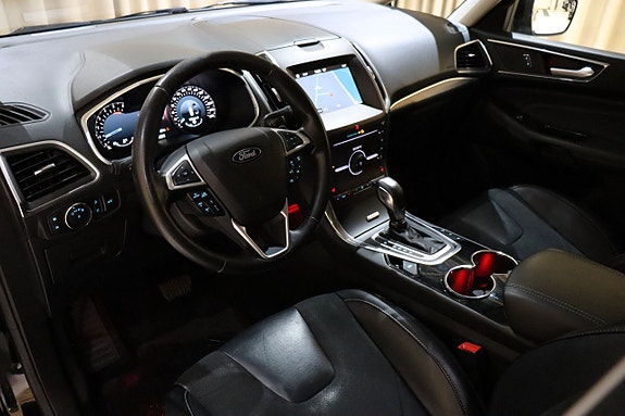 Ford S-MAX 15 of 27
