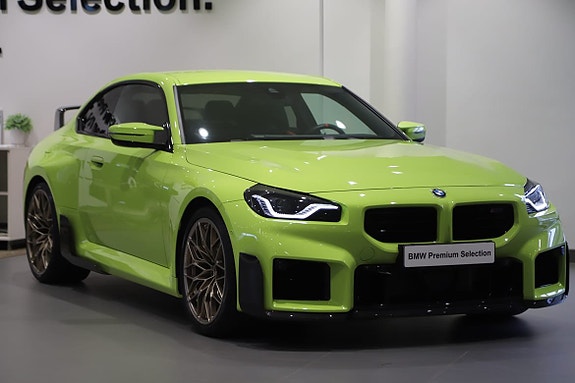 BMW M2 4 of 5