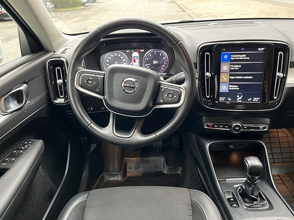 Volvo XC40 10 of 10