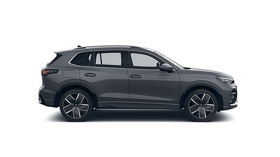 Volkswagen Tiguan 3 of 5