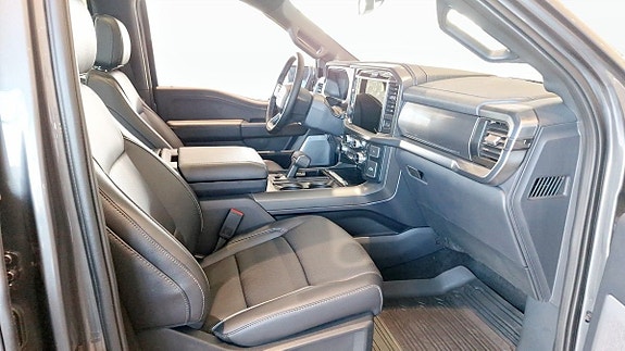 Ford F-150 6 of 12