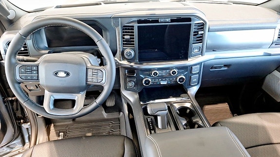 Ford F-150 7 of 12