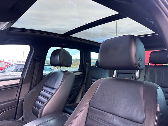 Volkswagen Touareg 16 of 25