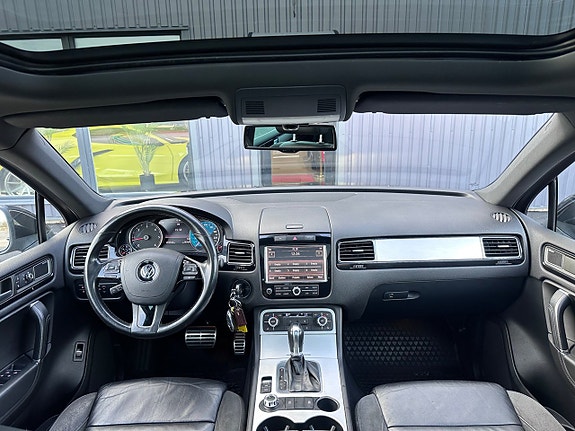 Volkswagen Touareg 14 of 25