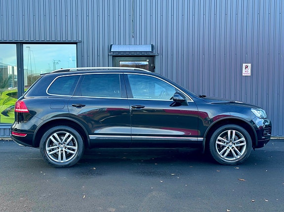 Volkswagen Touareg 6 of 25