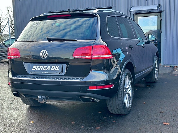 Volkswagen Touareg 10 of 25