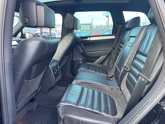 Volkswagen Touareg 19 of 25