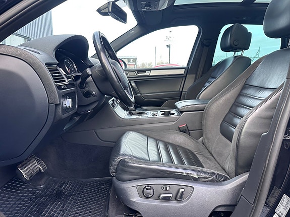 Volkswagen Touareg 15 of 25