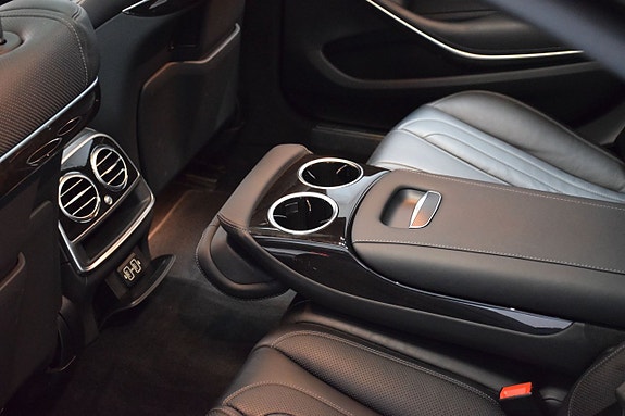 Mercedes-Benz S400 d 23 of 30
