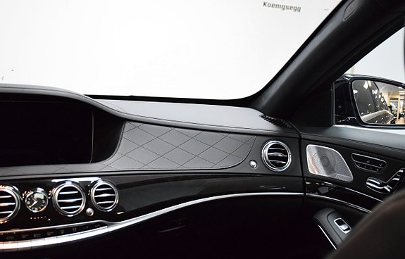Mercedes-Benz S400 d 14 of 30