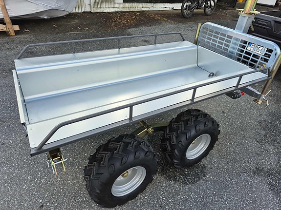 Loncin U WOLF 700 Paket med Timmer trailer/ Snöblad 7 of 9