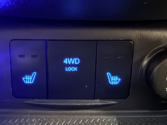 Hyundai Santa Fe 17 of 27