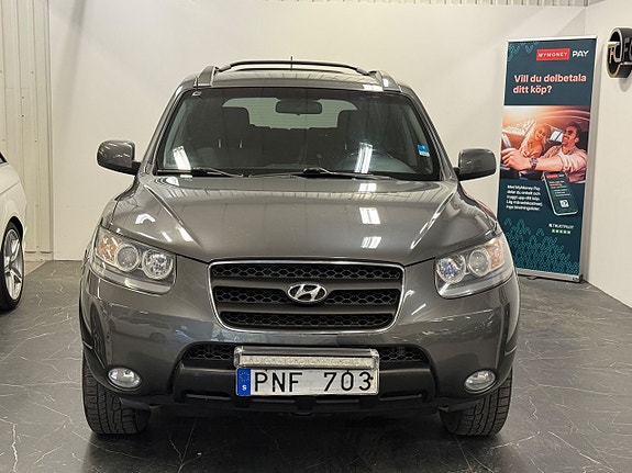 Hyundai Santa Fe 2 of 27