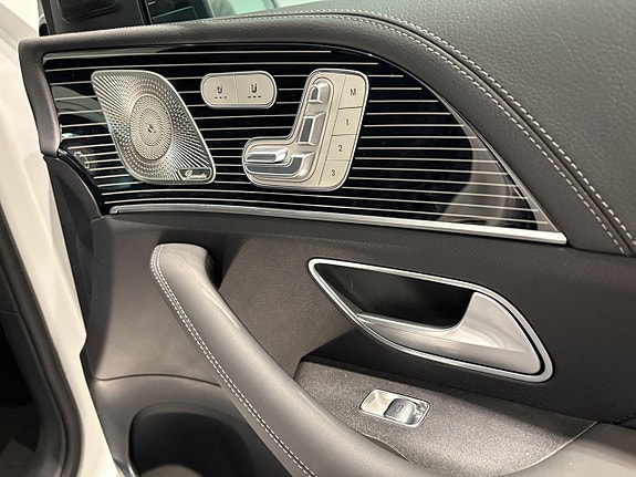Mercedes-Benz GLE450 d 14 of 30