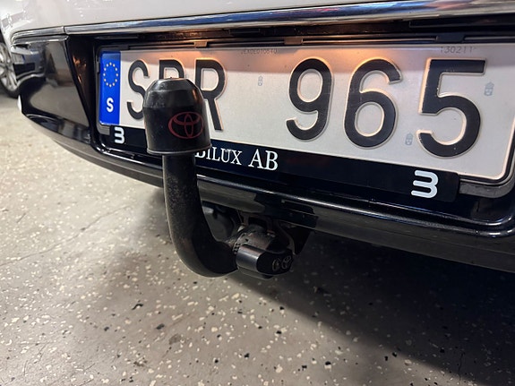 Toyota Auris 8 of 22